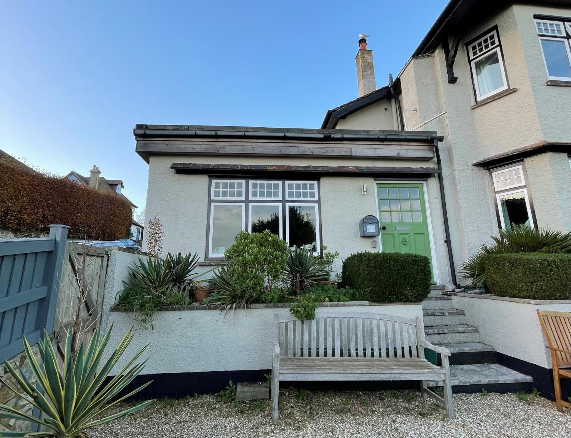 The Apartment At Queen Anne'S Lodge Lyme Regis Exterior photo